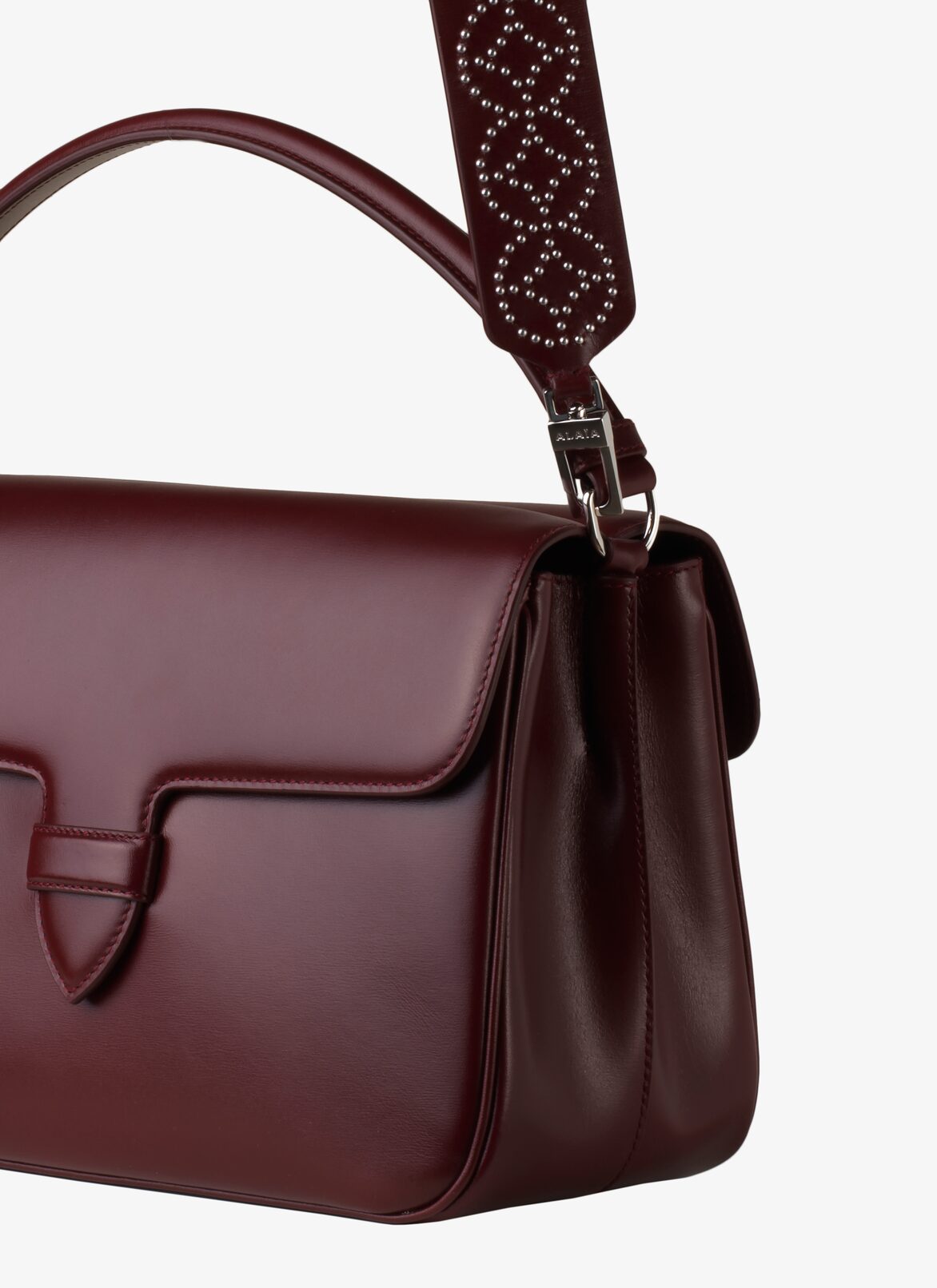 CLOSED BAG IM C.LUX CLOU ARABESQ. STRAP POURPRE ALAÏA PURPLE  CLOSED BAG IM C.LUX CLOU ARABESQ. STRAP POURPRE